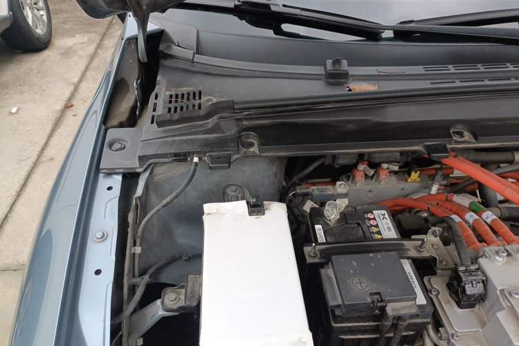 Used XPeng P5 2023 Smart Drive Edition Engine Bay Right