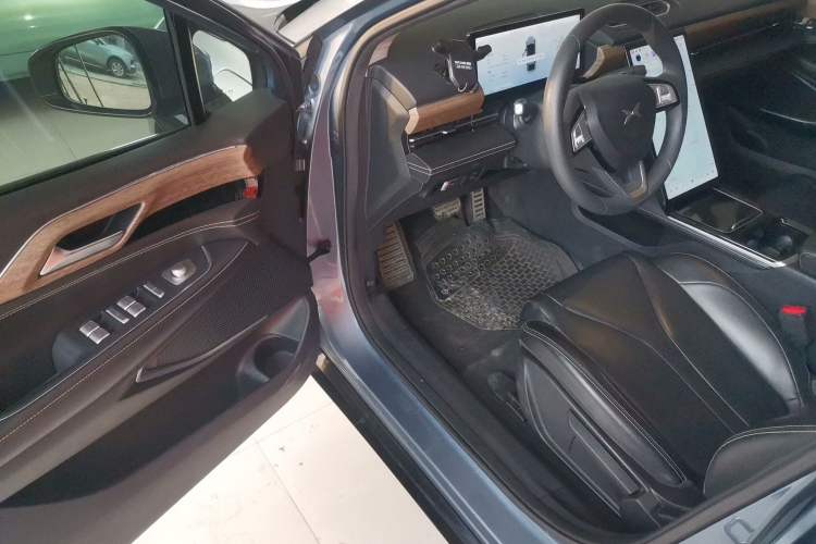 Used XPeng P5 2023 Smart Drive Edition Interior 3