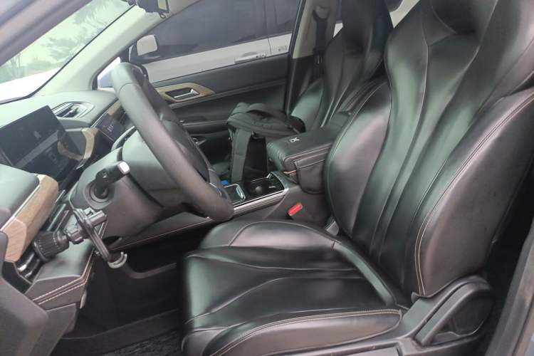 Used XPeng P5 2023 Smart Drive Edition Left Front Seat