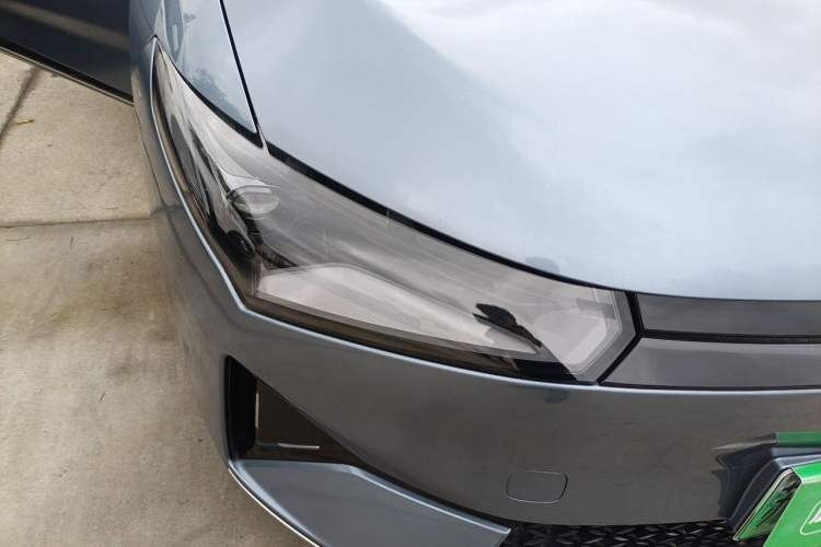 Used XPeng P5 2023 Smart Drive Edition Right Front Headlight