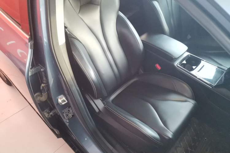 Used XPeng P5 2023 Smart Drive Edition Right Front Seat