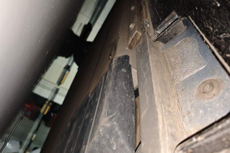 Used XPeng P5 2023 Smart Drive Edition Chassis Front Right