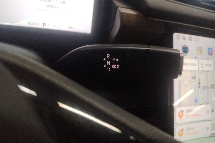 Used XPeng P5 2023 Smart Drive Edition Gear Lever