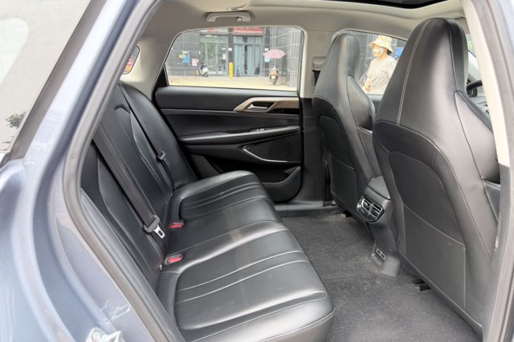 Used XPeng P5 2023 Smart Drive Edition Interior 4