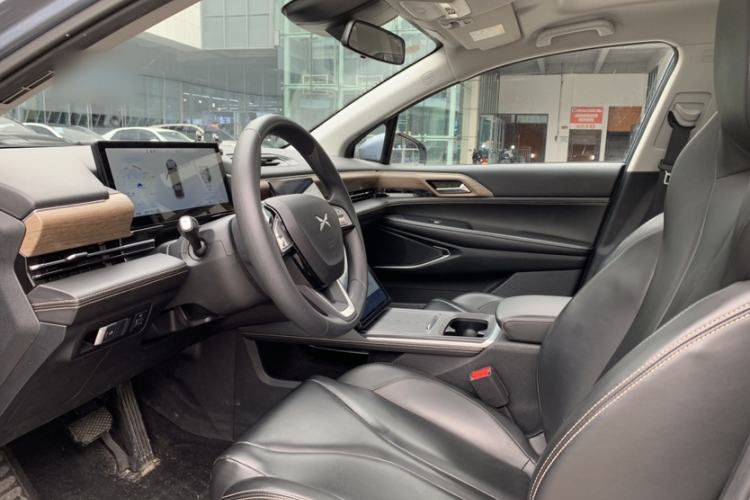 Used XPeng P5 2023 Smart Drive Edition Left Front Seat