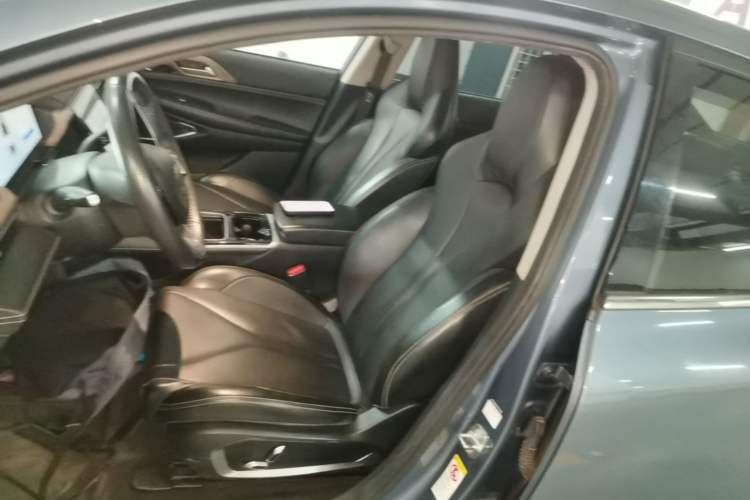 Used XPeng P5 2023 Smart Drive Edition Left Front Seat