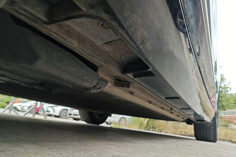 Used XPeng P5 2023 Smart Drive Edition Left Side Sill