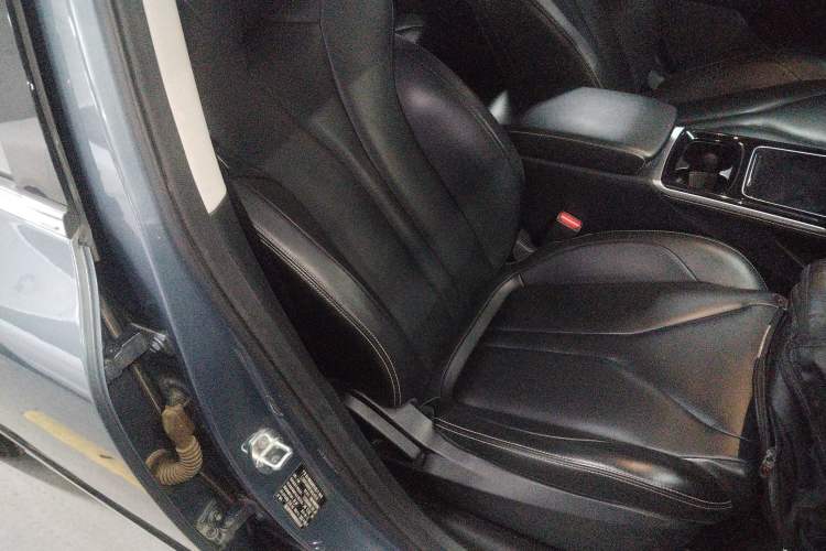 Used XPeng P5 2023 Smart Drive Edition Right Front Seat