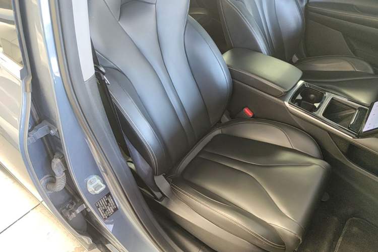 Used XPeng P5 2023 Smart Drive Edition Right Front Seat