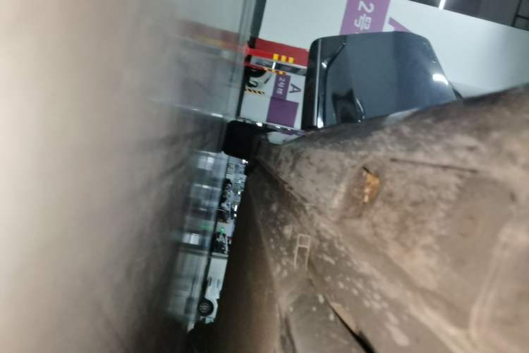 Used XPeng P5 2023 Smart Drive Edition Right Side Sill
