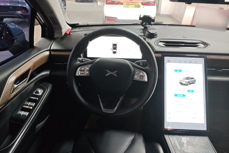 Used XPeng P5 2023 Smart Drive Edition Steering Wheel