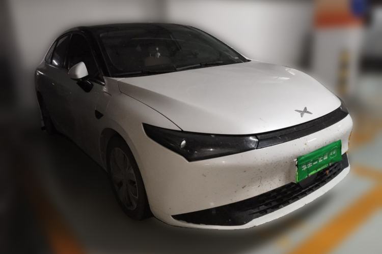 Used XPeng P5 2023 Smart Drive Edition Front Right 45 Deg