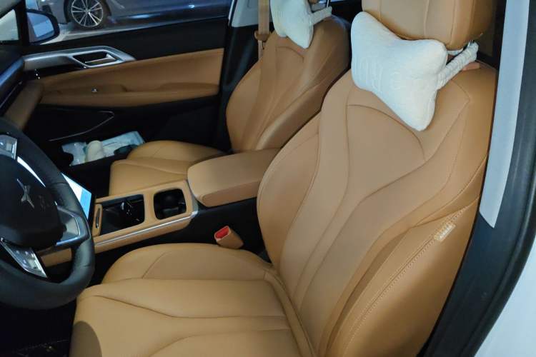 Used XPeng P5 2023 Smart Drive Edition Left Front Seat
