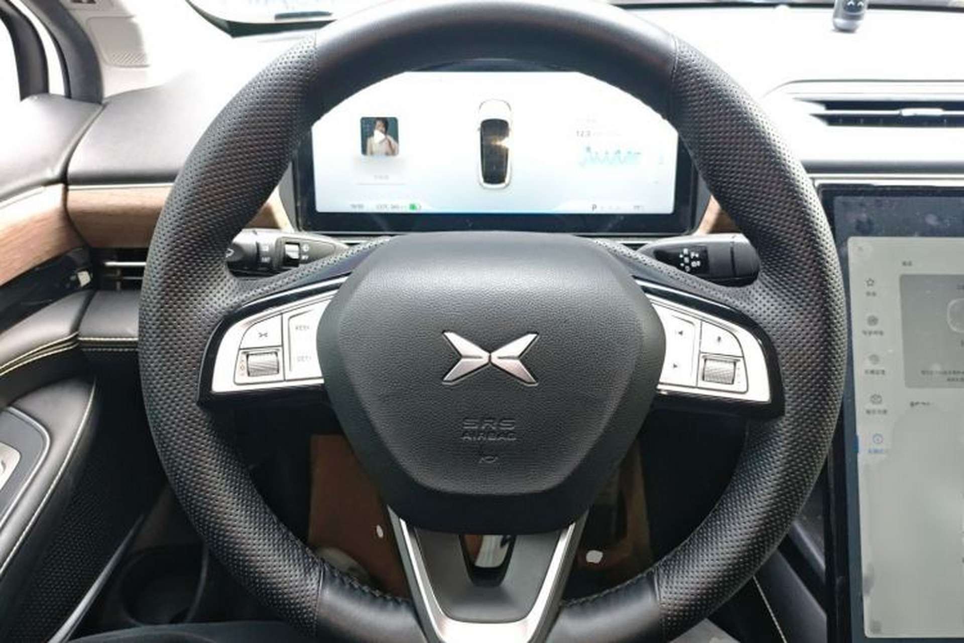 Used XPeng P5 2023 Smart Drive Edition Steering Wheel