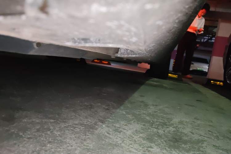 Used XPeng P5 2024 500 Pro Edition Chassis Front Left