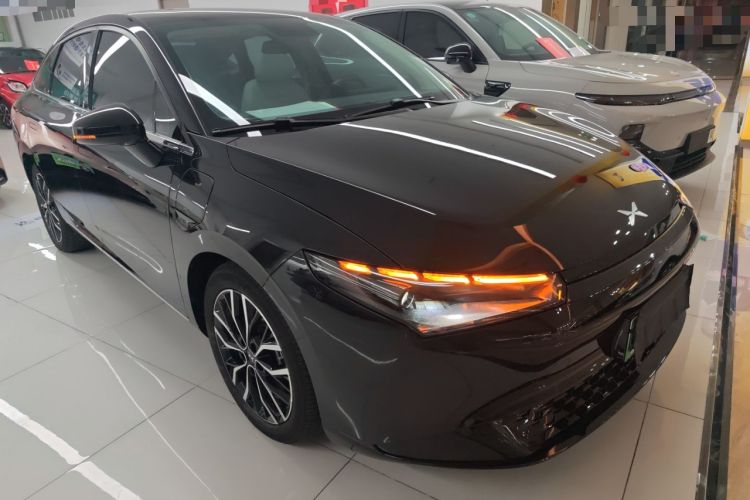 Used XPeng P5 2024 500 Plus Edition Front Right 45 Deg