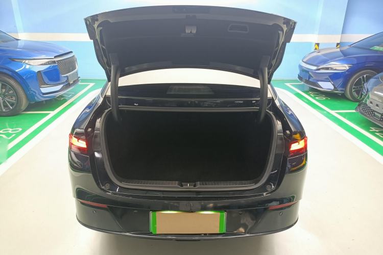 Used XPeng P5 2024 500 Plus Edition Interior 10