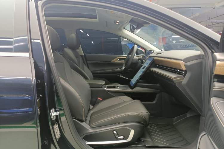 Used XPeng P5 2024 500 Plus Edition Interior 5