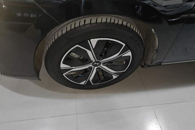 Used XPeng P5 2024 500 Plus Edition Left Front Wheel Hub