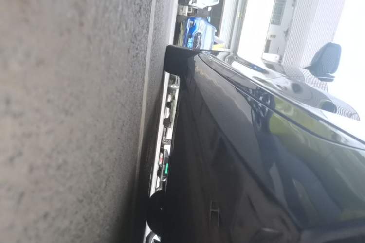 Used XPeng P5 2024 500 Plus Edition Left Side Sill
