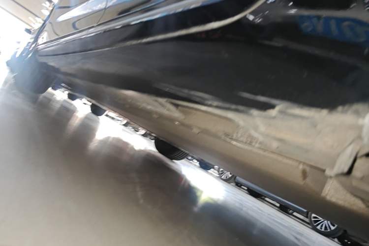 Used XPeng P5 2024 500 Plus Edition Left Side Sill