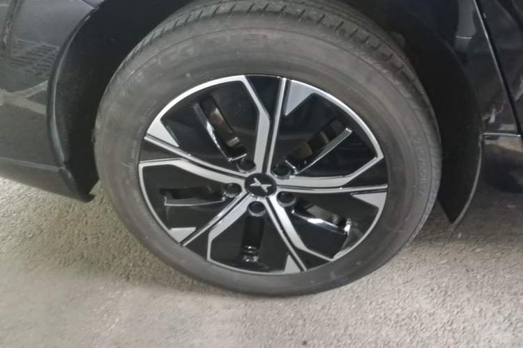 Used XPeng P5 2024 500 Plus Edition Right Rear Wheel Hub