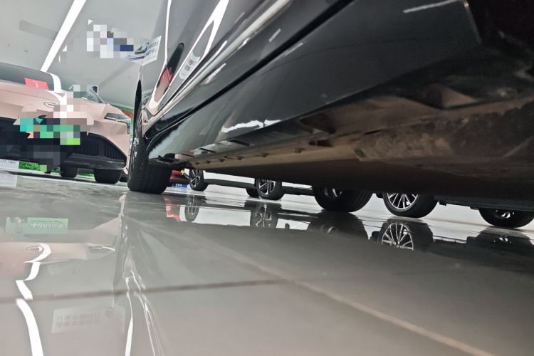 Used XPeng P5 2024 500 Plus Edition Right Side Sill