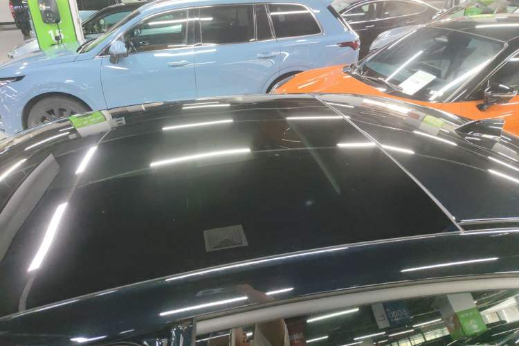 Used XPeng P5 2024 500 Plus Edition Roof