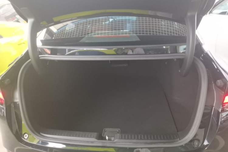 Used XPeng P5 2024 500 Plus Edition Trunk