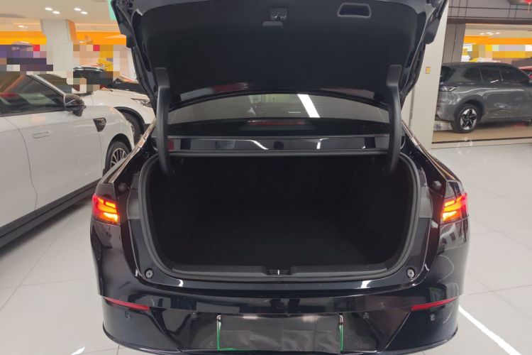 Used XPeng P5 2024 500 Plus Edition Trunk