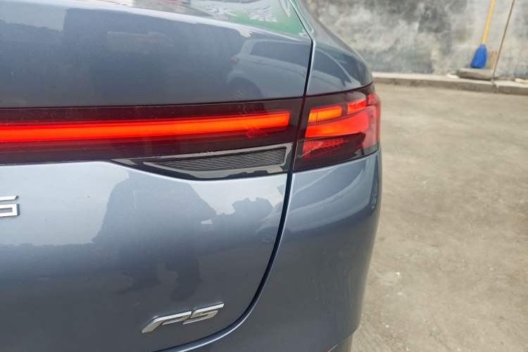 Used XPeng P5 2024 500 Plus Edition Exterior 3