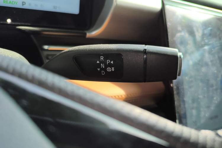 Used XPeng P5 2024 500 Pro Edition Gear Lever