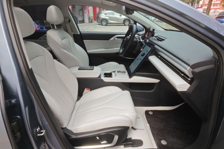 Used XPeng P5 2024 500 Plus Edition Interior 7