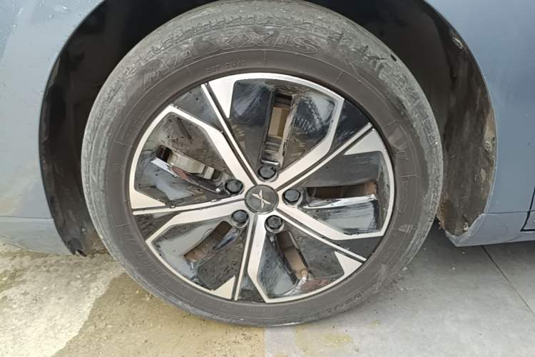 Used XPeng P5 2024 500 Smart Drive Edition Left Front Wheel Hub