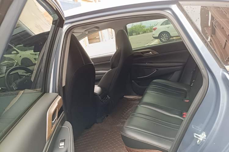 Used XPeng P5 2024 500 Smart Drive Edition Left Rear Seat