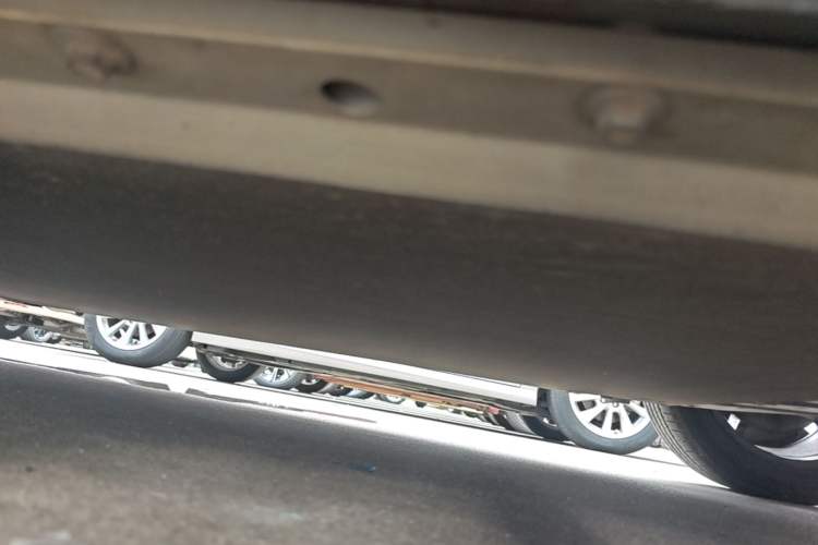 Used XPeng P5 2024 500 Plus Edition Left Side Sill