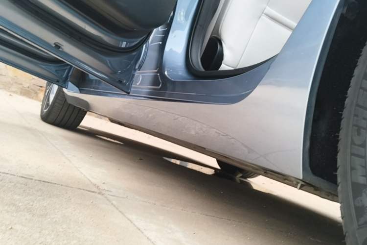 Used XPeng P5 2024 500 Smart Drive Edition Left Side Sill