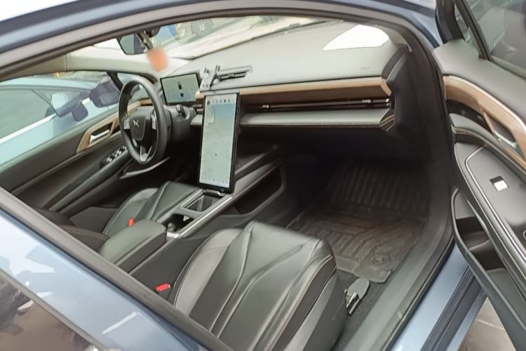Used XPeng P5 2024 500 Smart Drive Edition Right Front Seat