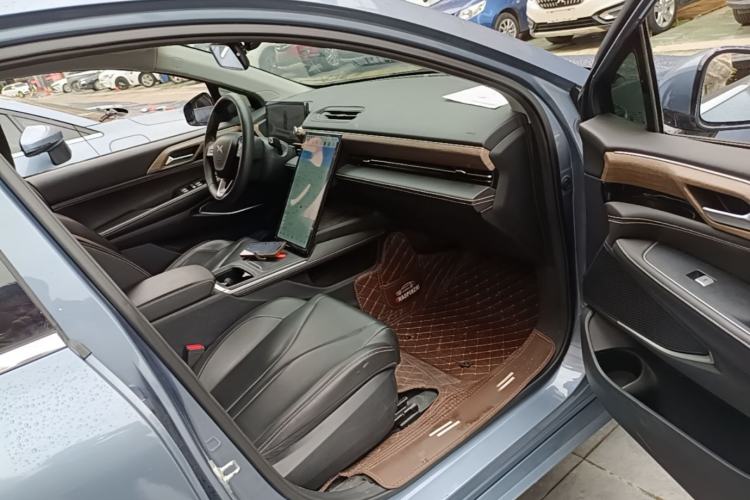 Used XPeng P5 2024 500 Smart Drive Edition Right Front Seat