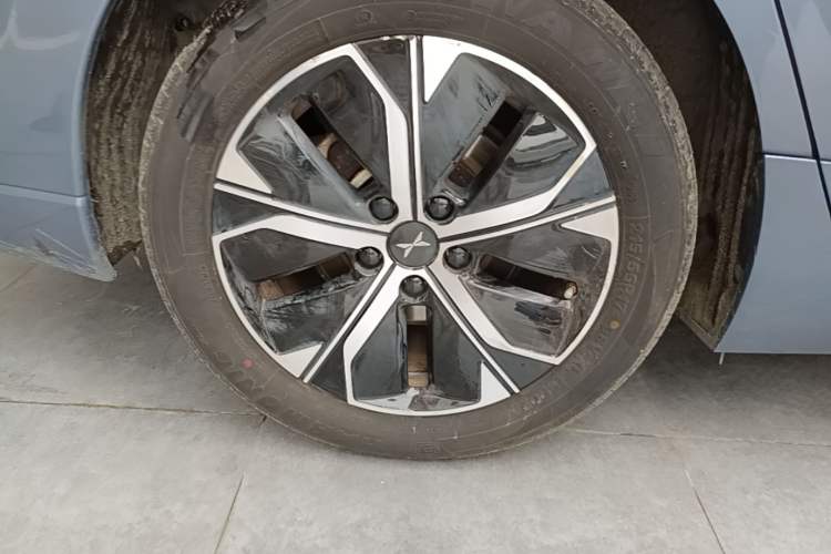 Used XPeng P5 2024 500 Smart Drive Edition Right Rear Wheel Hub