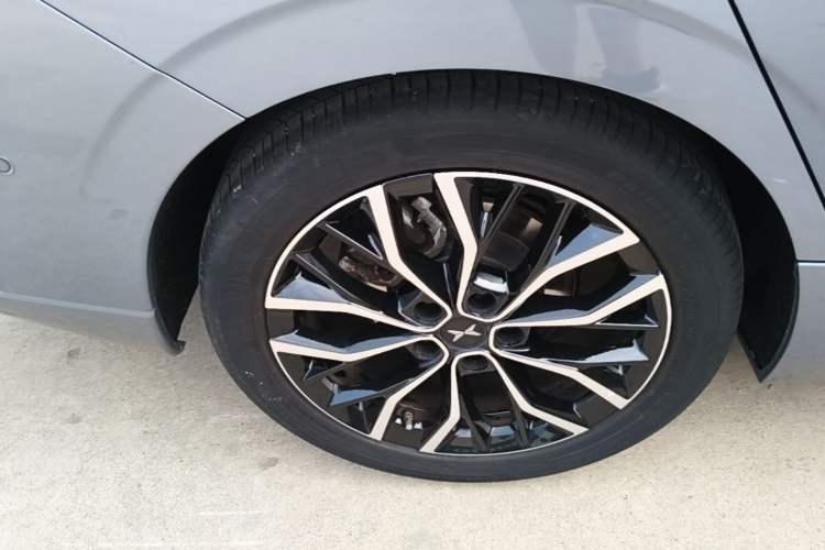 Used XPeng P5 2024 500 Smart Drive Edition Right Rear Wheel Hub