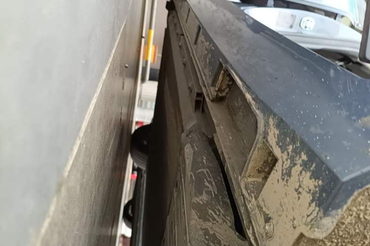 Used XPeng P5 2024 500 Smart Drive Edition Right Side Sill
