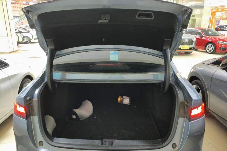 Used XPeng P5 2024 500 Smart Drive Edition Trunk