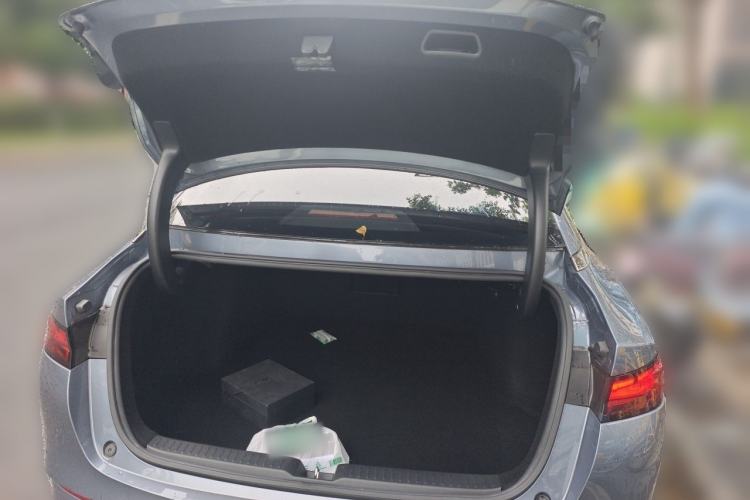 Used XPeng P5 2024 500 Pro Edition Trunk