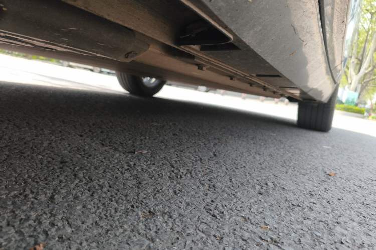Used XPeng P5 2024 500 Pro Edition Chassis Front Left