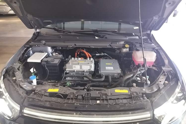 Used XPeng P5 2024 500 Pro Edition Engine Bay
