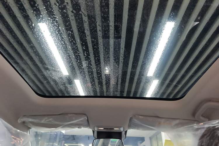 Used XPeng P5 2024 500 Plus Edition Headliner