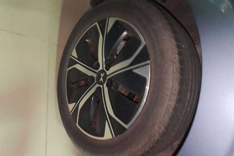 Used XPeng P5 2024 500 Pro Edition Right Rear Wheel Hub