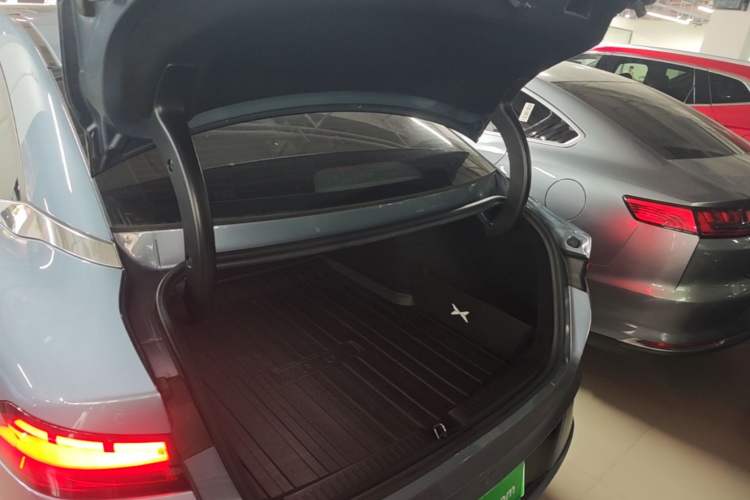 Used XPeng P5 2024 500 Pro Edition Trunk
