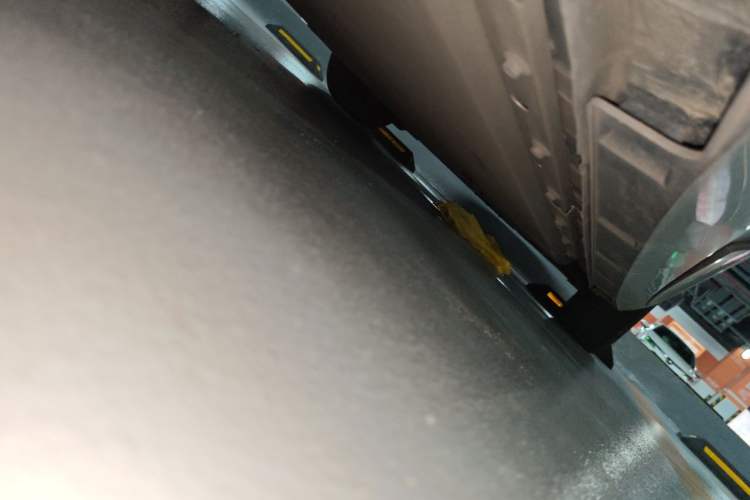 Used XPeng P5 2024 500 Pro Edition Chassis Rear Right